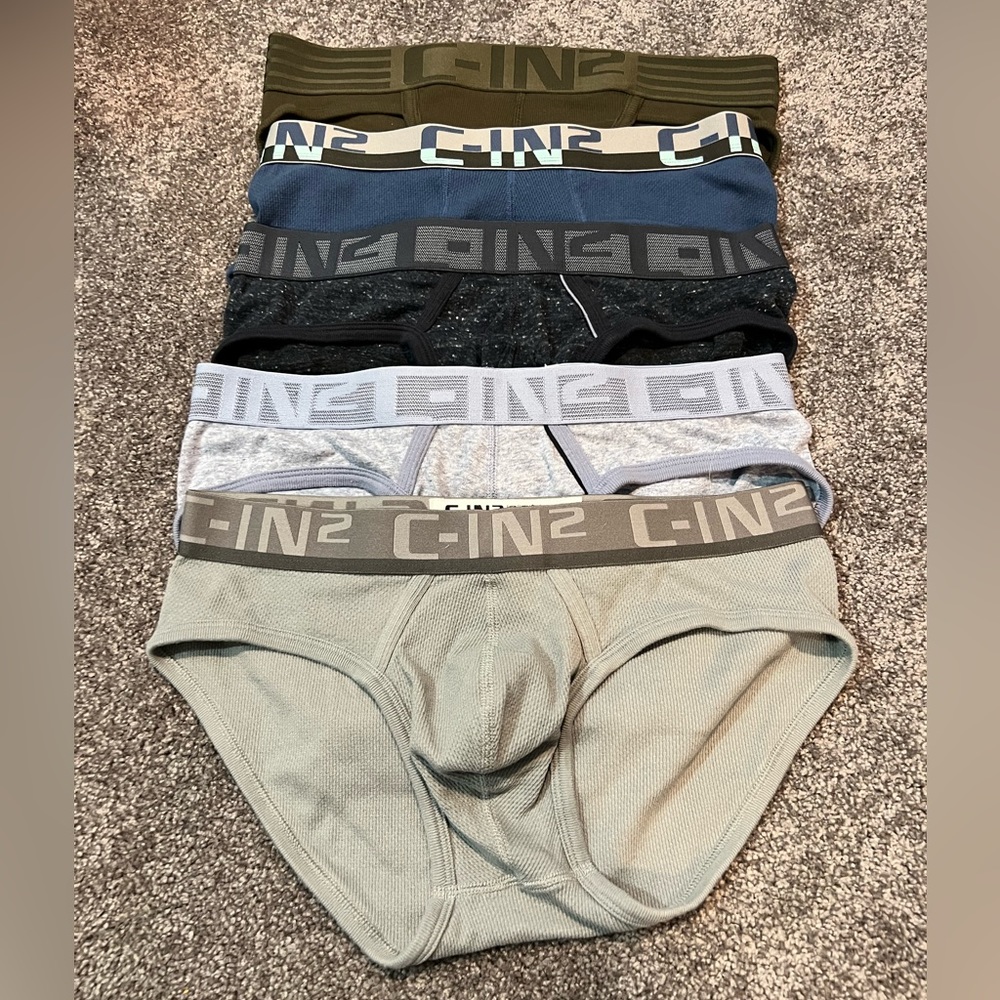 Men’s Briefs. Size L. Qty 5